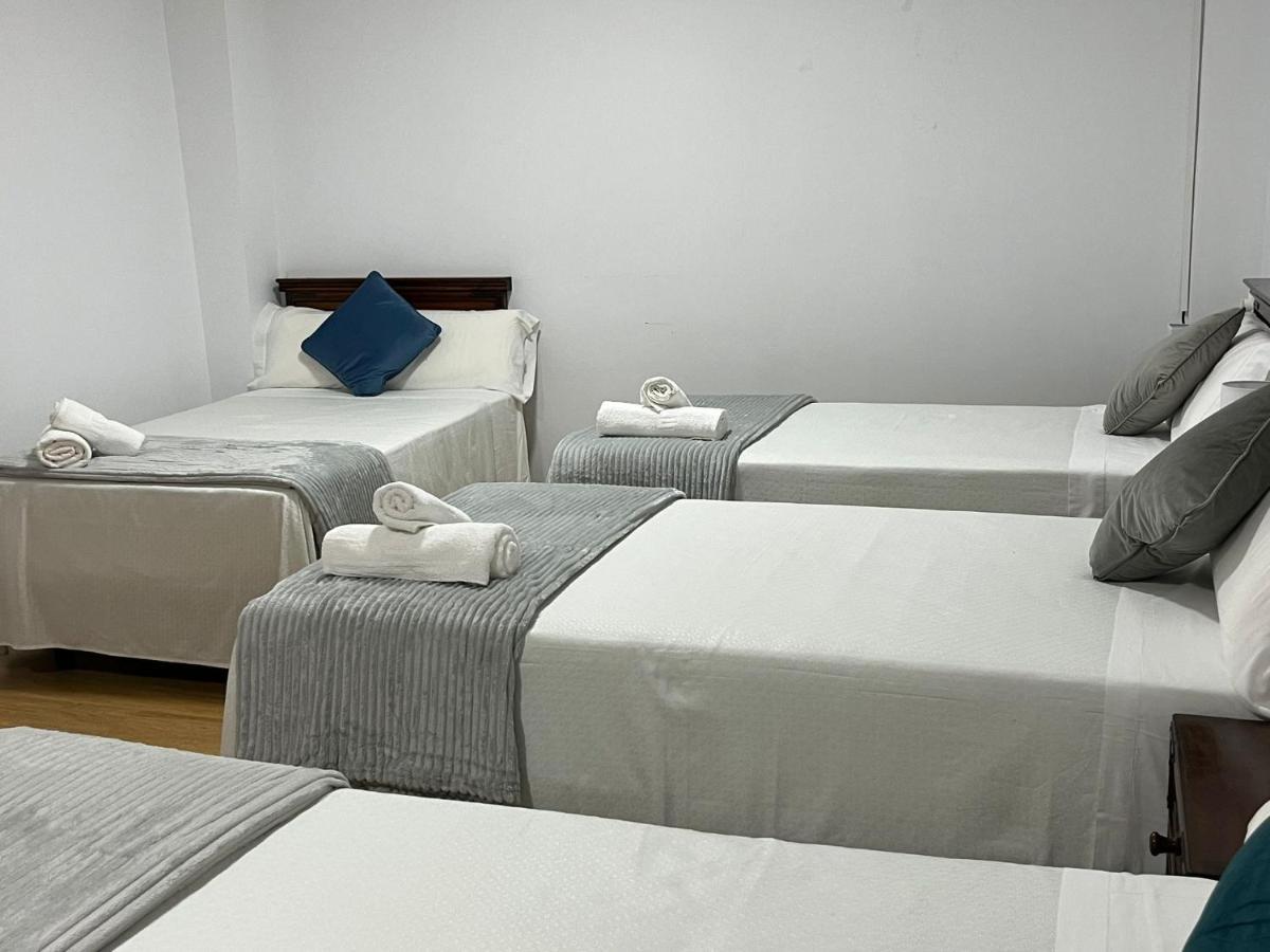 Clarisas Suites Carmona  Buitenkant foto