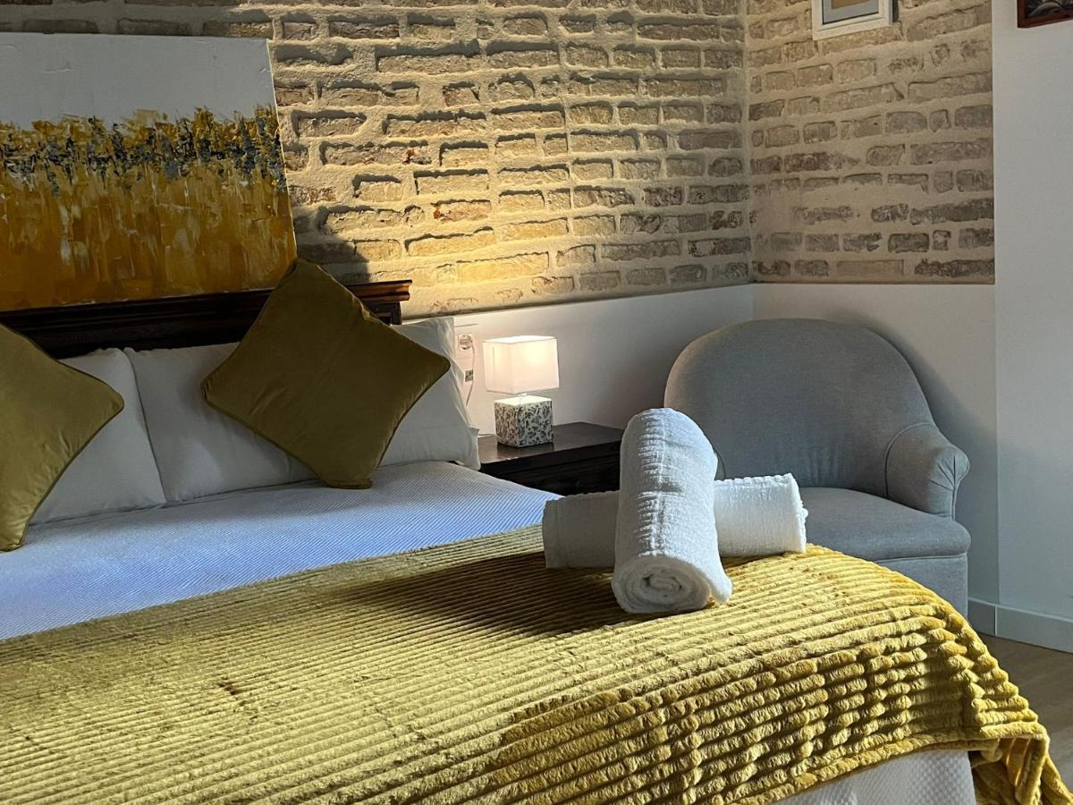 Clarisas Suites Carmona  Buitenkant foto