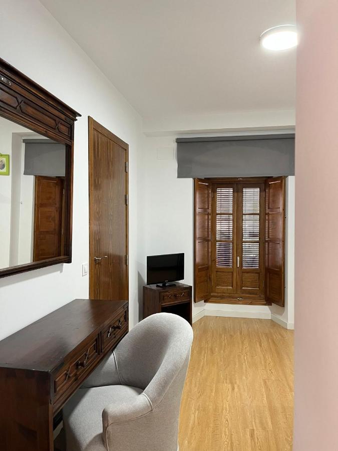 Clarisas Suites Carmona  Buitenkant foto