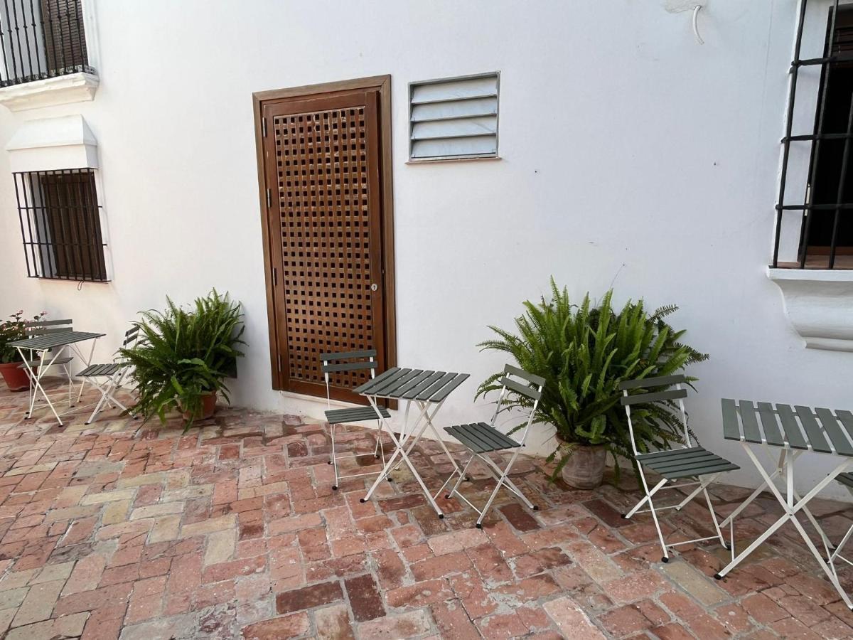 Clarisas Suites Carmona  Buitenkant foto
